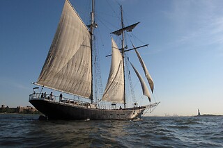 Daysail Clipper City for 2