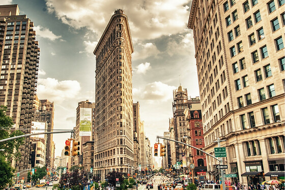 Flatiron Food, History & Architecture Tour at Like a Local Tours for 1