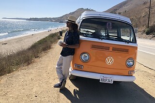 Malibu sightseeing tour with wine tasting for 4 people at California Adventures