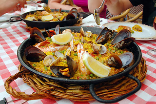 Authentic Paella Making Class for 1 in Seattle
