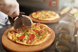 Mastering Neapolitan Pizza: Hands-On Culinary Class in Los Angeles
