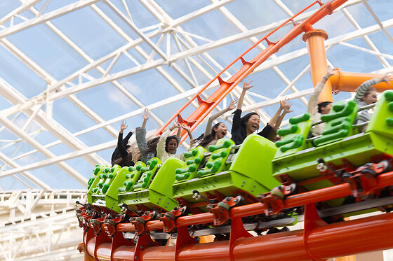 Nickelodeon Universe for 4